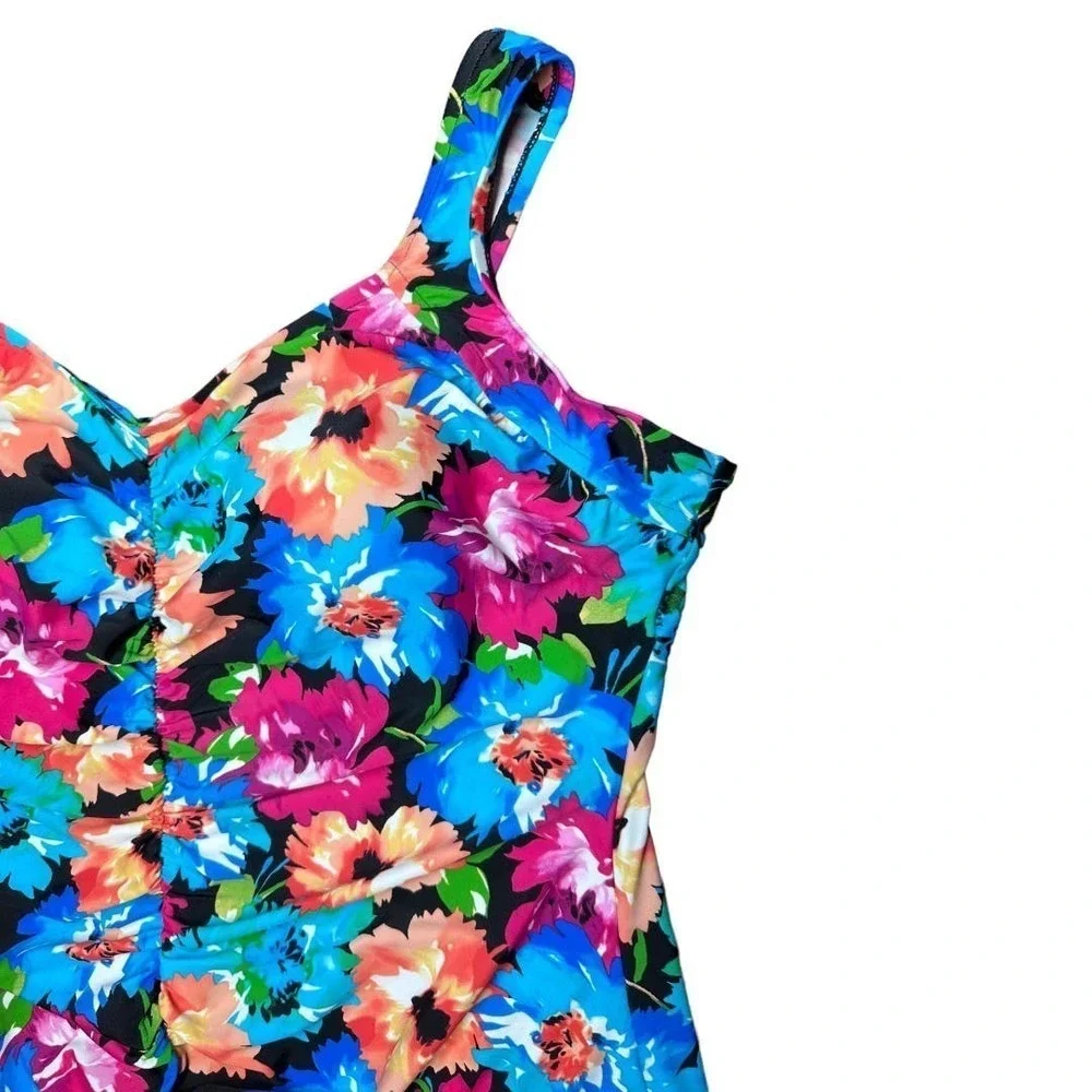 Azul by Maxine of Hollywood One Piece Swimsuit Tropical Hawaiian Flowers Plus 26